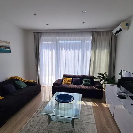 Lena Center Appartement *